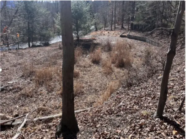 244 Acorn Circle, East Stroudsburg, PA 18302