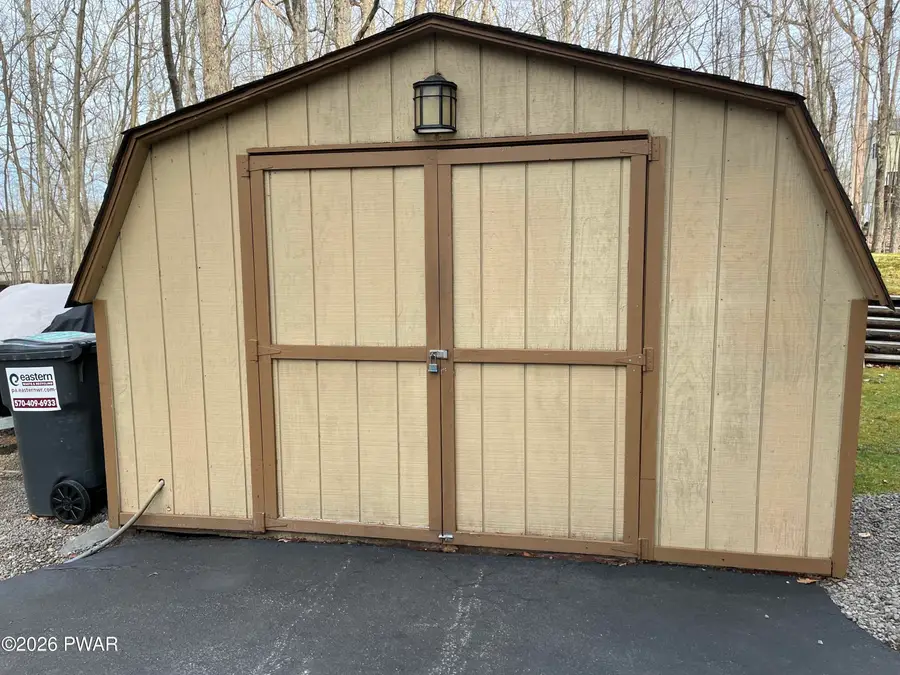 108 Crestview Court, Hawley, PA 18428 - #3