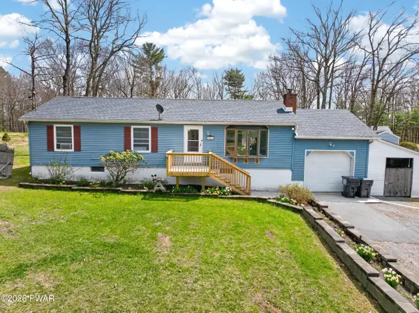 106 Woodland Court, Dingmans Ferry, PA 18328