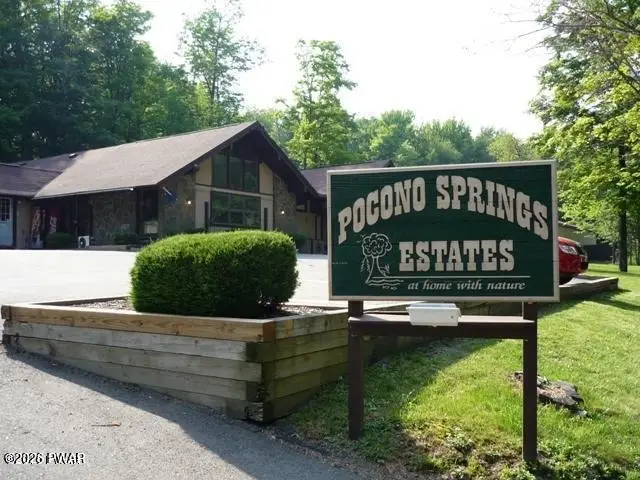 1022 Teakwood Drive, Newfoundland, PA 18445 - #2