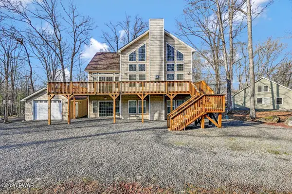 100 Oriole Place, Lackawaxen, PA 18435
