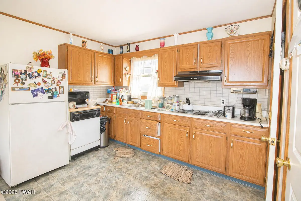 1331 Crosstown Highway, Lakewood, PA 18439 - #1