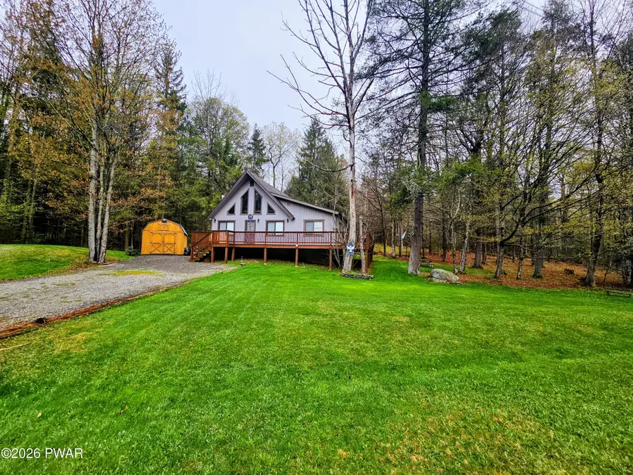 131 Lincoln Green Lane, Newfoundland, PA 18445 - #2
