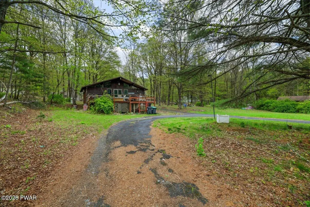1151 Mink Trail, Bushkill, PA 18324 - #1