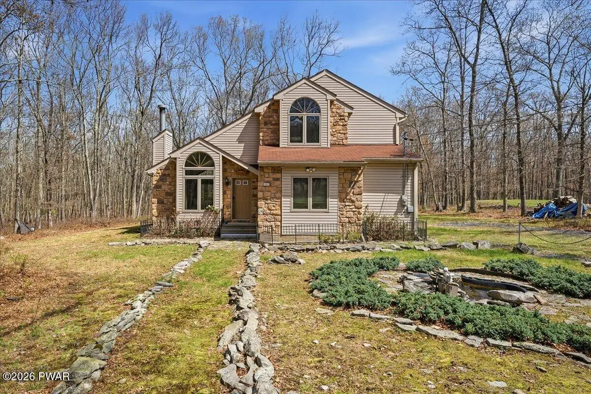 3176 Bluebird Drive, Bushkill, PA 18324 - #1