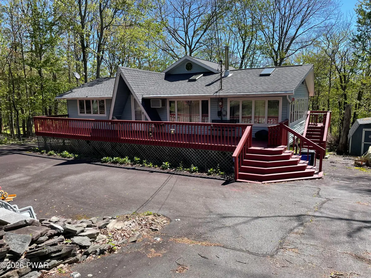 138 Westwood Drive, Dingmans Ferry, PA 18328 - #1
