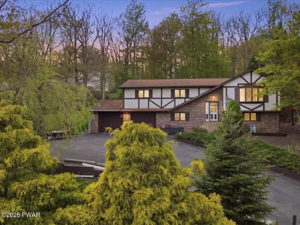 31 Brunswick Drive, Mount Pocono, PA 18344