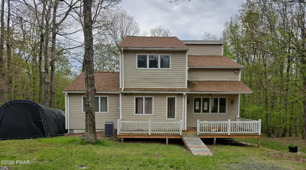 210 Urban Road, Hawley, PA 18428