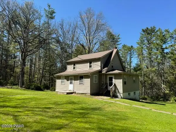 182 Bee Hollow Road, Shohola, PA 18458