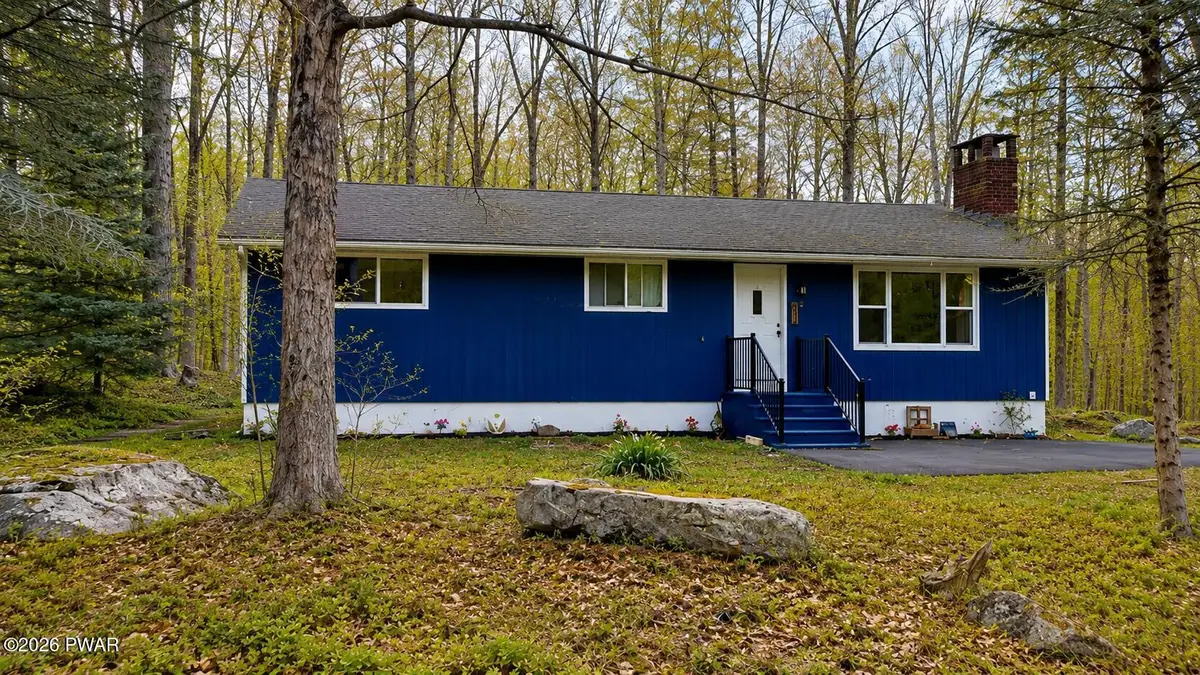 105 Wagoner Lane, Hawley, PA 18428 - #1