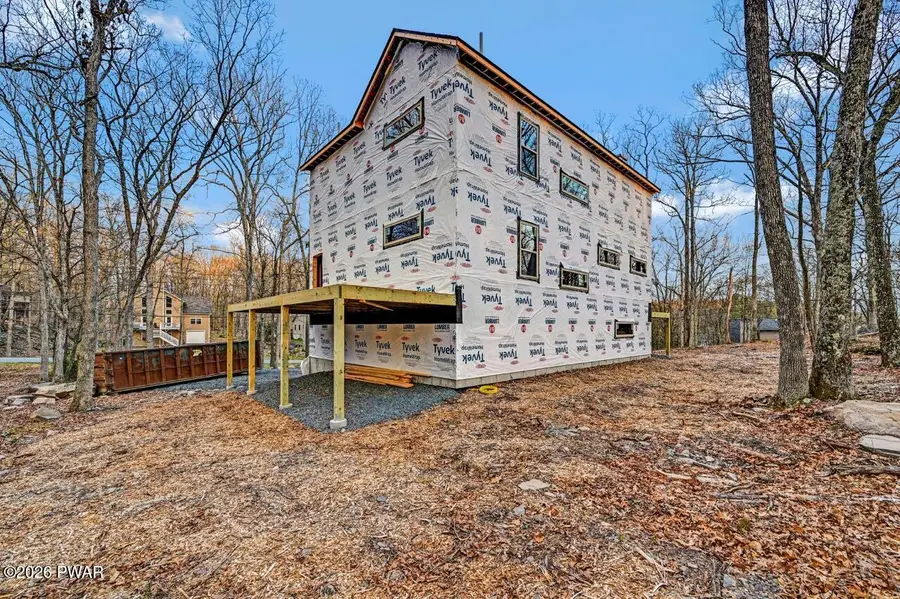 101 Maple Leaf Road, Lackawaxen, PA 18435 - #3