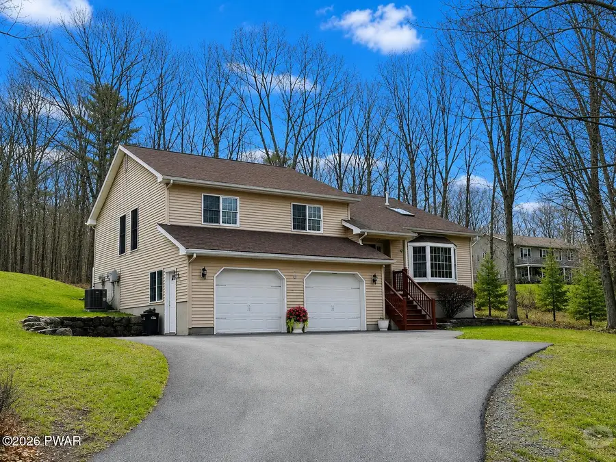 102 Crescent Lake Cove Court, Milford, PA 18337 - #2