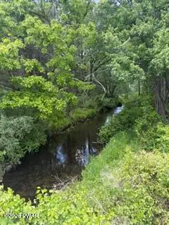 Emery Road, Dingmans Ferry, PA 18328