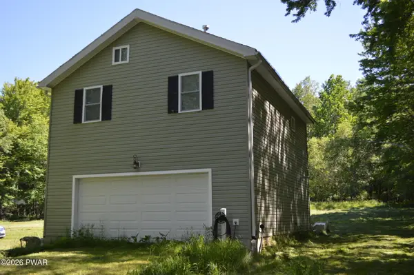 478 Gravity Road, Lake Ariel, PA 18436