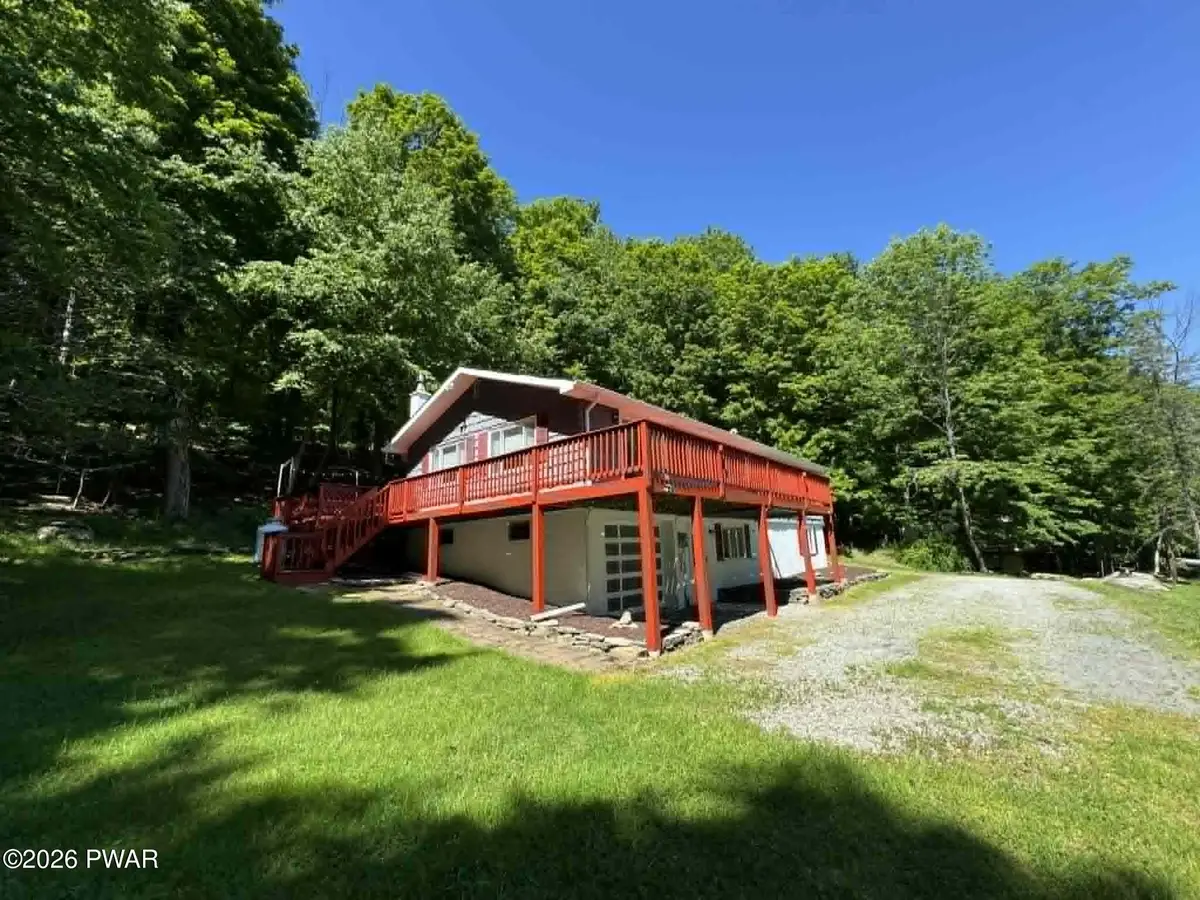 152 W Shore Drive, Hawley, PA 18428 - #1
