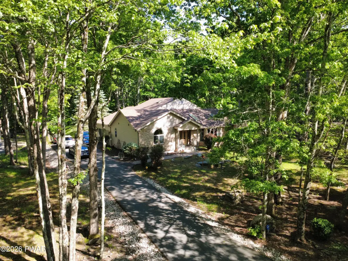 802 Paddock, Lords Valley, PA 18428 - #1