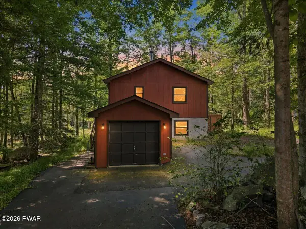 129 Underwood Lane, Hamlin, PA 18427