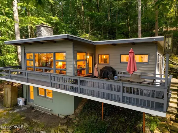 123 Clark Drive, Paupack, PA 18451