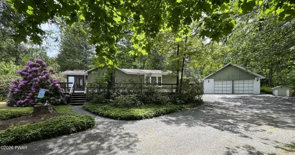 58 Branch Road, Greentown, PA 18426