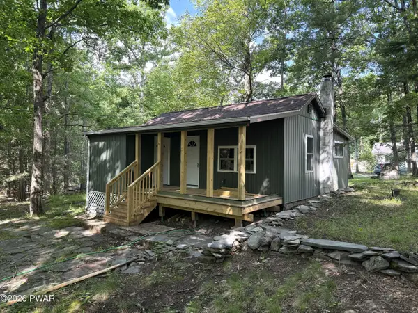 15 2nd Road, Hawley, PA 18428