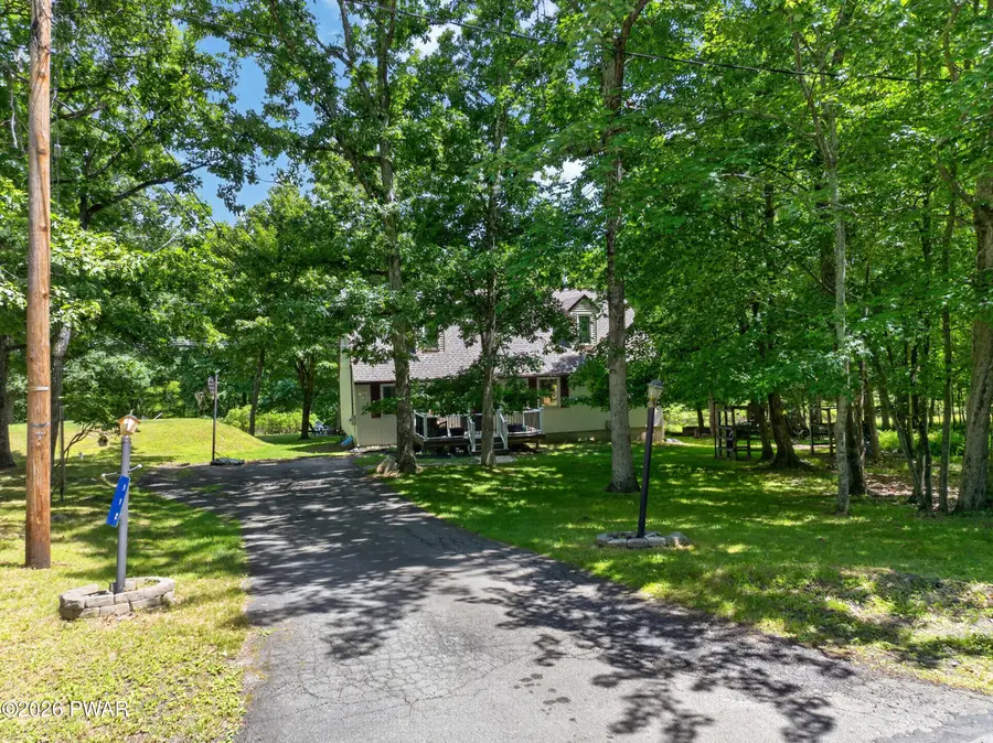112 Partridge Court, Dingmans Ferry, PA 18328 - #2