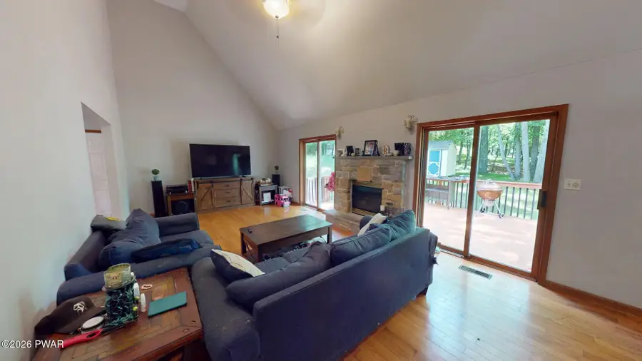 159 Segatti Circle, Bushkill, PA 18324 - #3