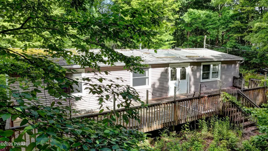 119 Galahad Road, Greeley, PA 18425 - #3