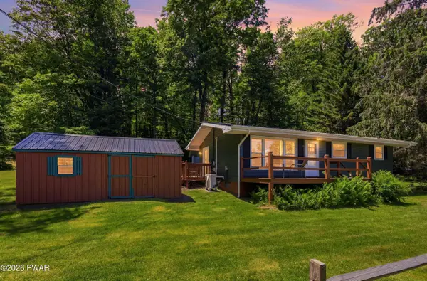 133 Wynooska Road, Greentown, PA 18426