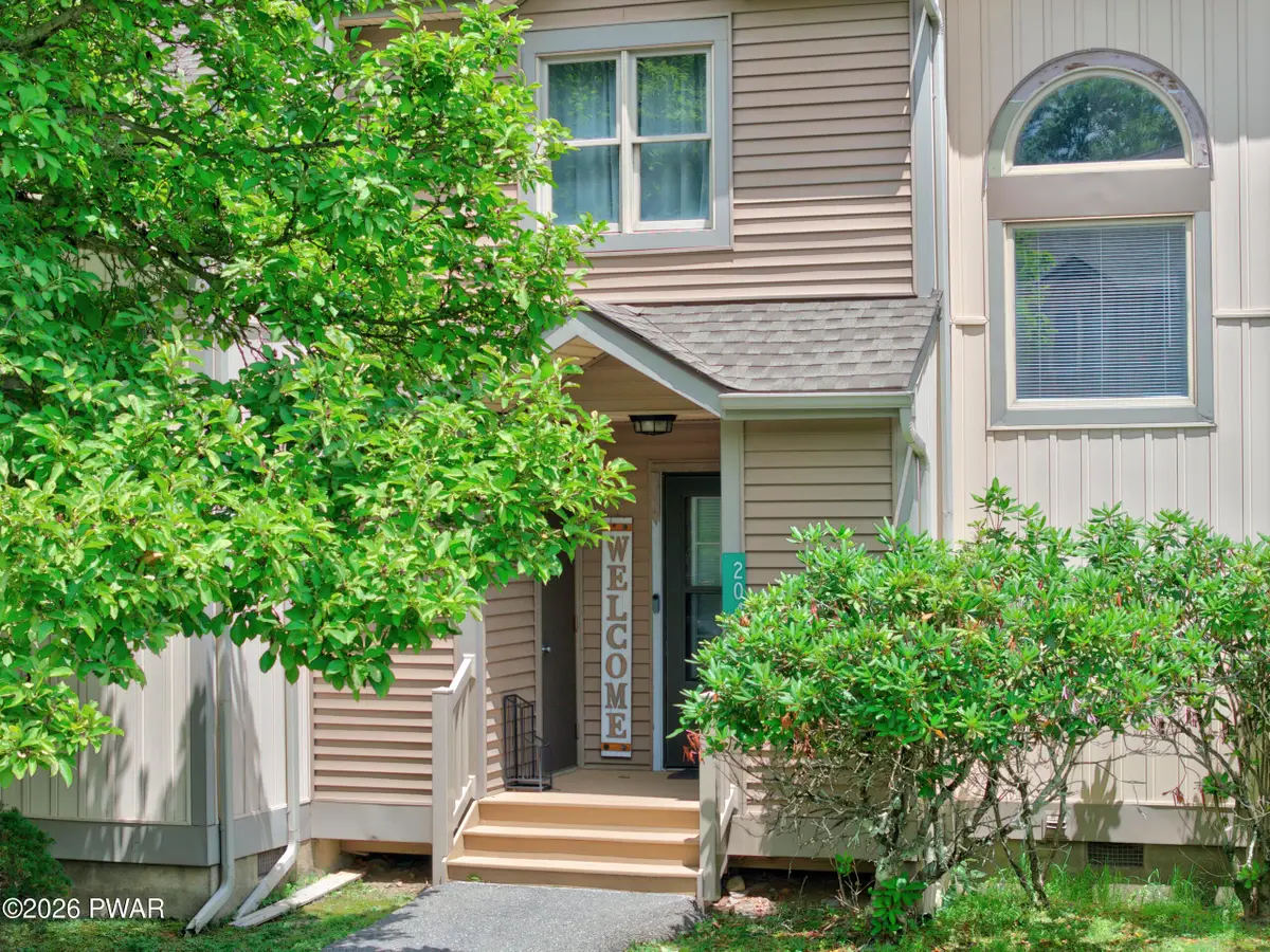 204 Northslope Ii Road, East Stroudsburg, PA 18302 - #1