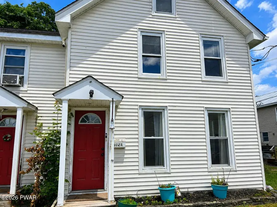 302 Chestnut Avenue, Hawley, PA 18428 - #2