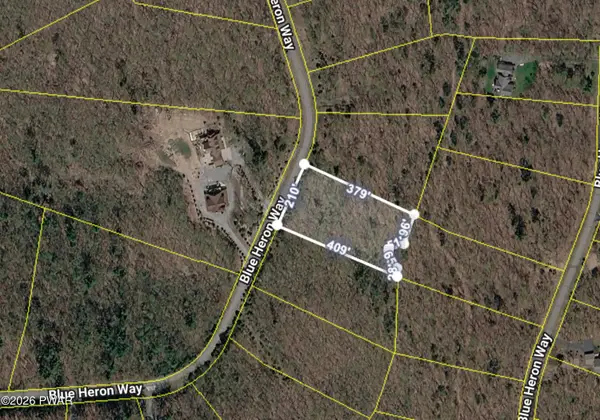 110 Blue Heron Way, Hawley, PA 18428
