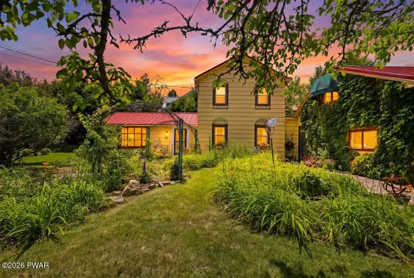 305 E Catherine Street, Milford, PA 18337