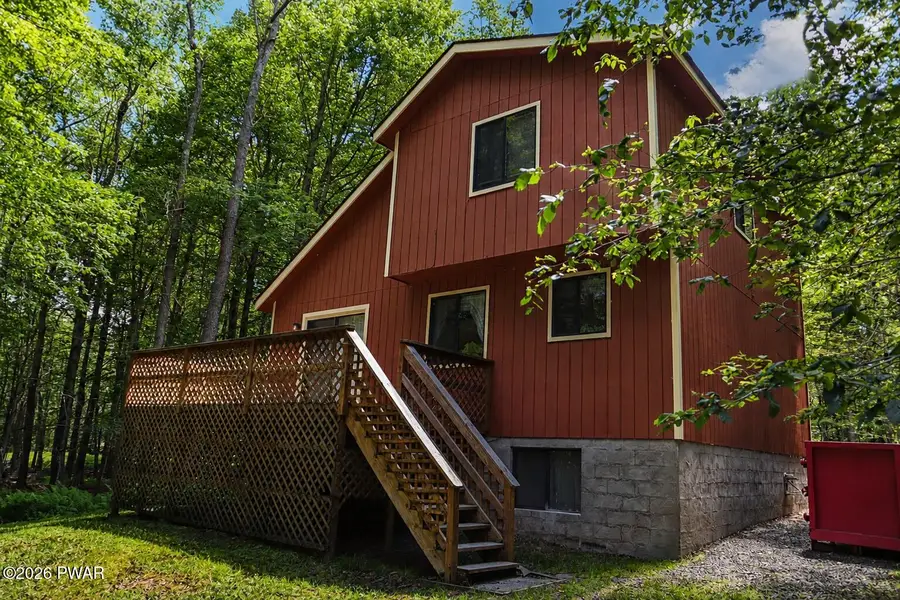 1042 Maplewood Drive, Newfoundland, PA 18445 - #2