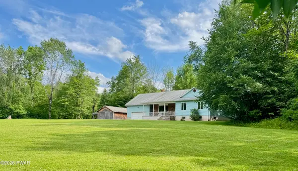 61 Murphy Hill Road, Pleasant Mount, PA 18453