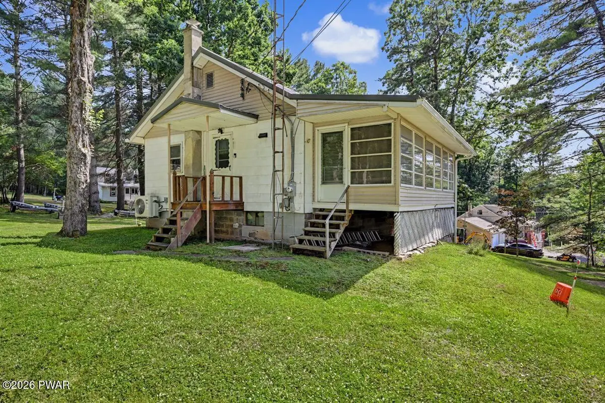 618 1st Street, Hawley, PA 18428 - #1