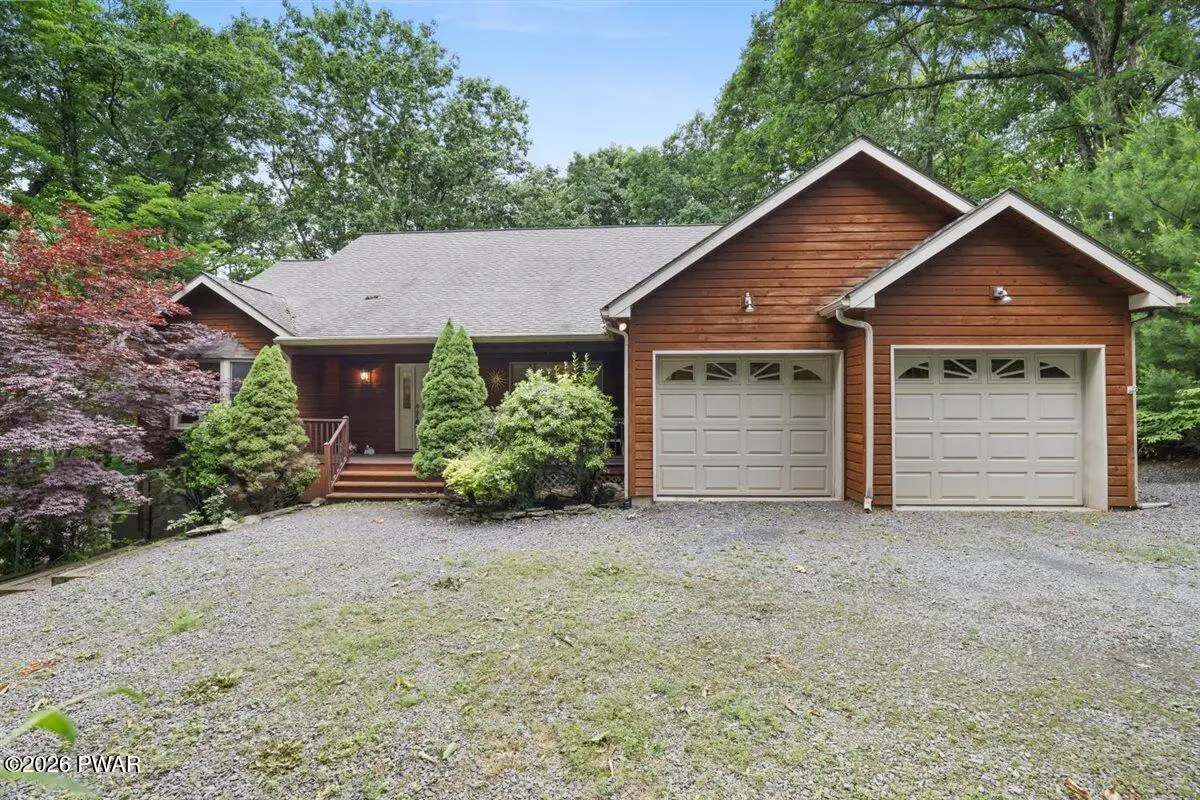 108 Canterbrook Drive, Lords Valley, PA 18428 - #1