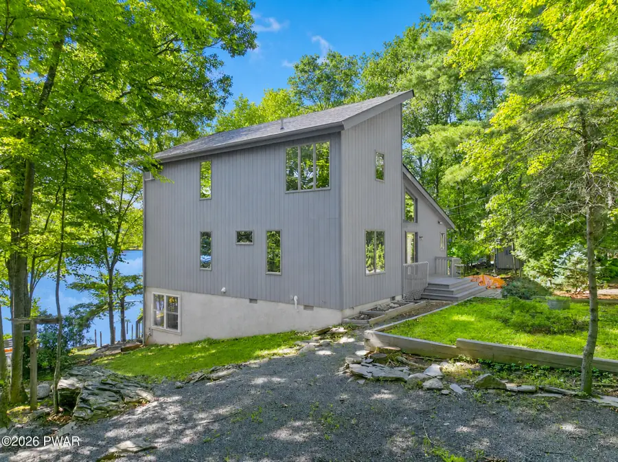 131 E Lake View Drive, Dingmans Ferry, PA 18328 - #2