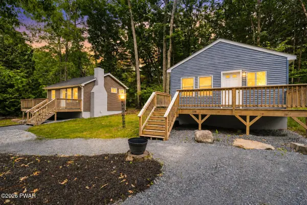 104 & 106 Lake Hill Court, Hawley, PA 18428