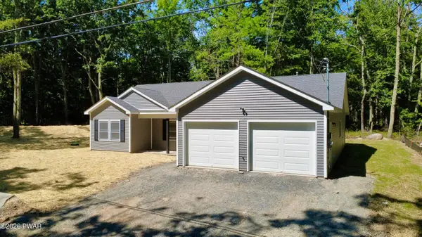 142 Walker Lake Road, Shohola, PA 18458