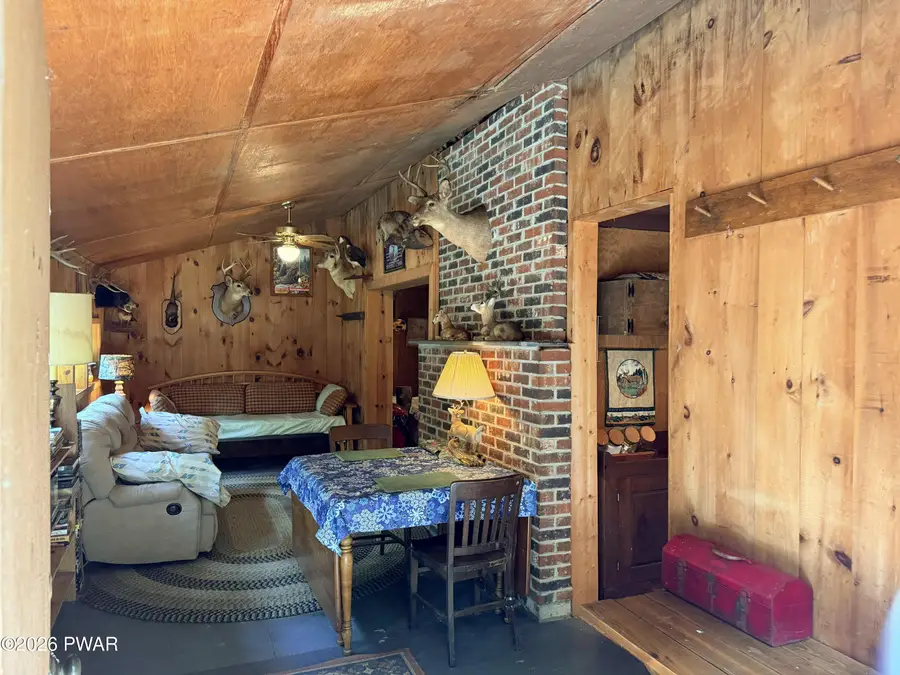 401 Lake Giles Road, Hawley, PA 18428 - #2