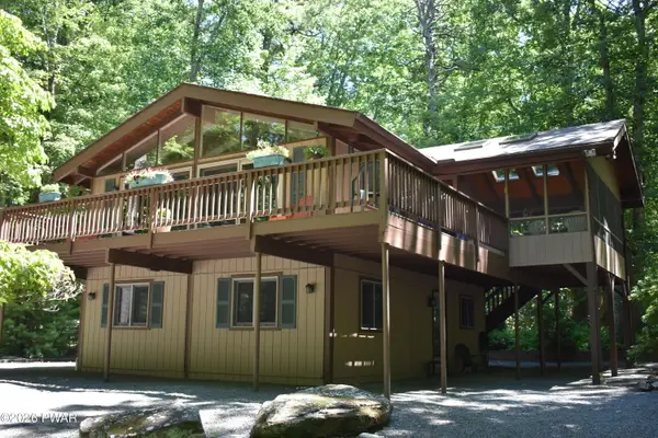 103 Bayberry Drive, Lords Valley, PA 18428