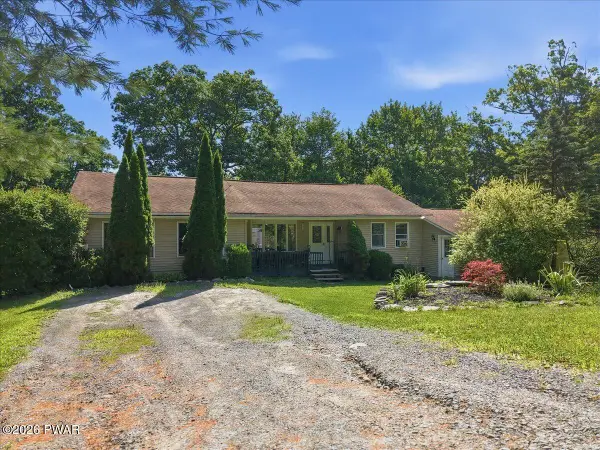 155 Meadow Ridge Acres Road, Milford, PA 18337