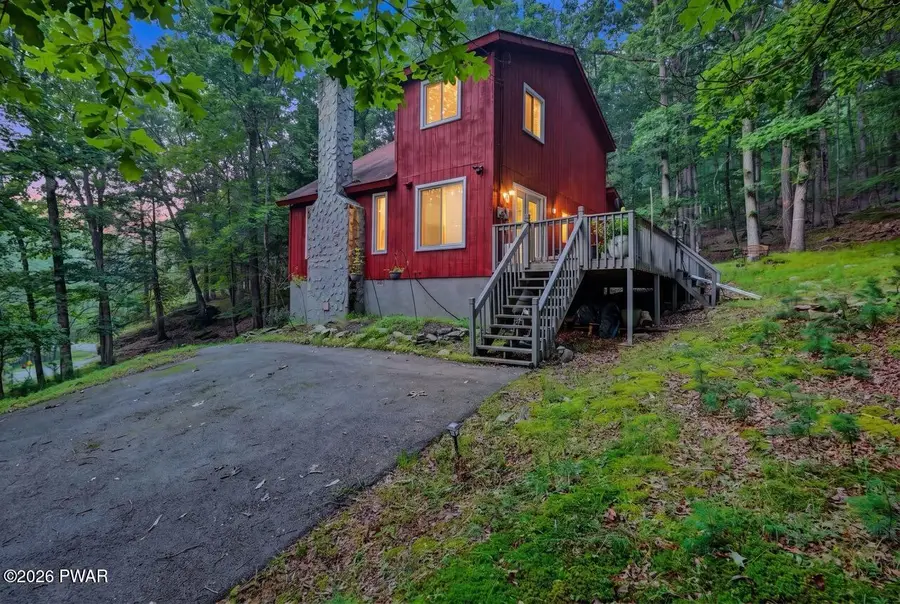 214 Manchester Drive, Bushkill, PA 18324 - #2