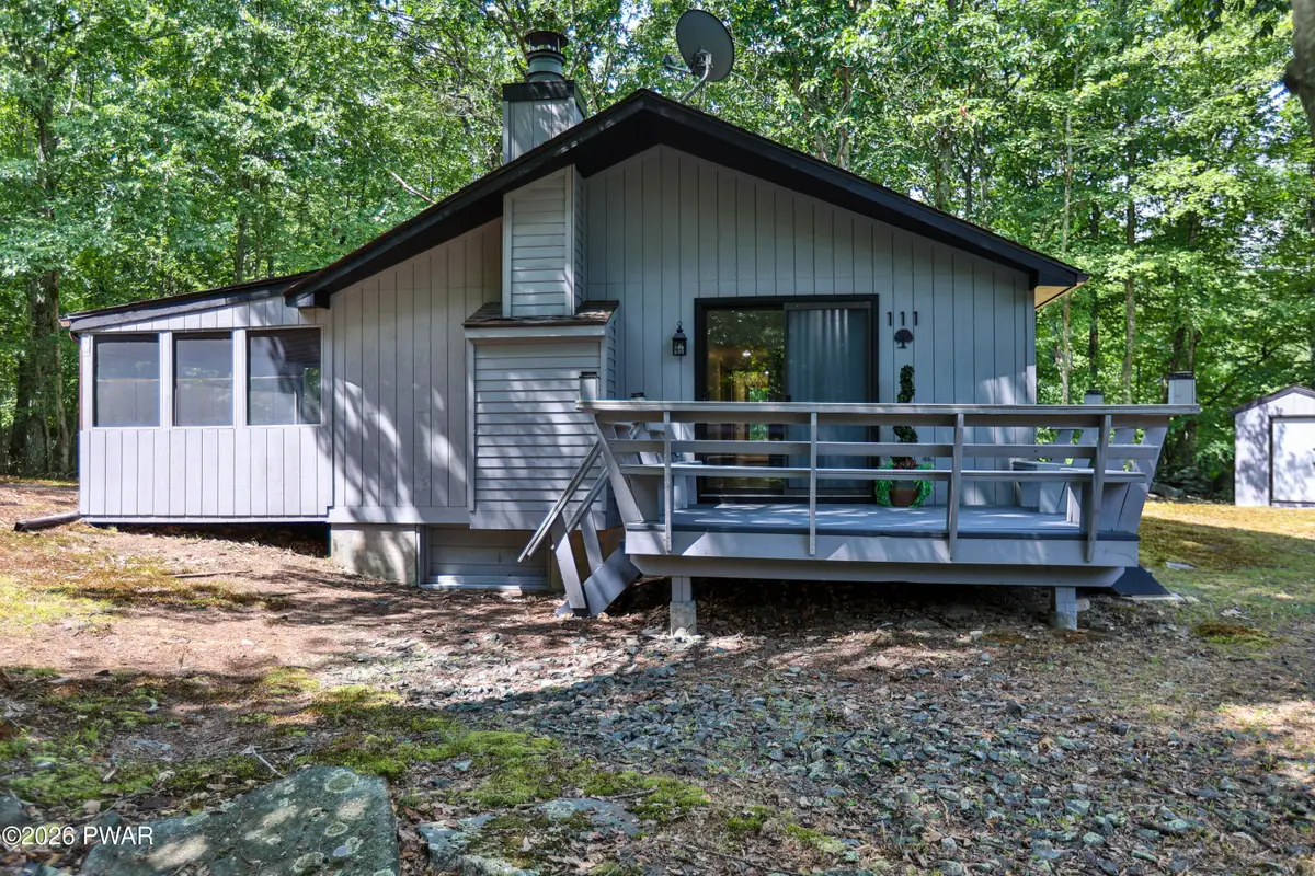 111 Ledge View Drive, Hawley, PA 18428 - #1