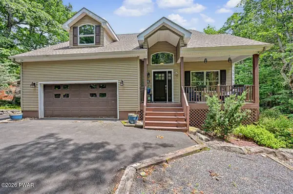 802 Overlook Court, Lords Valley, PA 18428