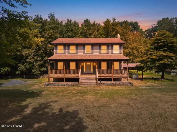 118 Navajo Court, Hawley, PA 18428