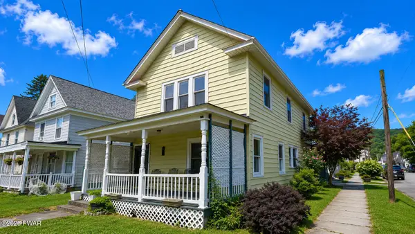 404 River Street, Hawley, PA 18428