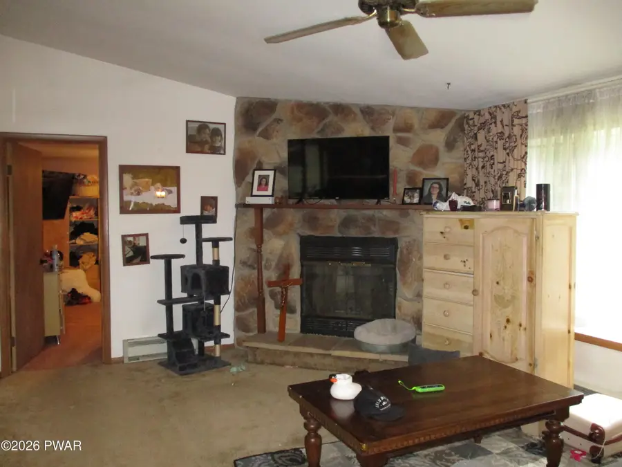 148 Lakeview Drive, Dingmans Ferry, PA 18328 - #2