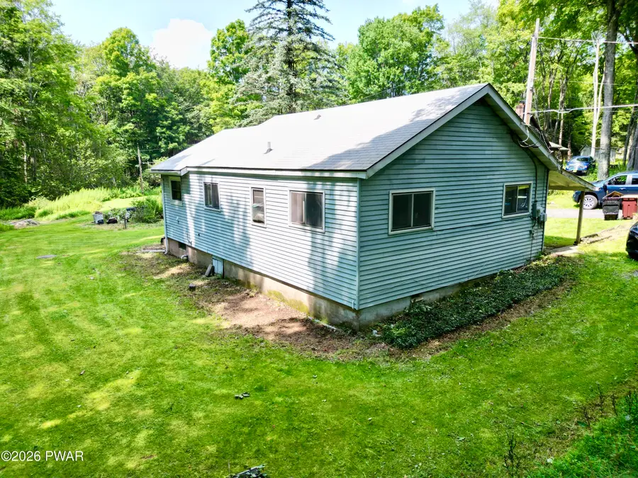 110 Meadow Lane, Greentown, PA 18426 - #3