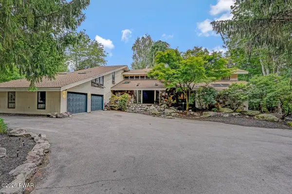 112 Tawny Fox Trail, East Stroudsburg, PA 18301